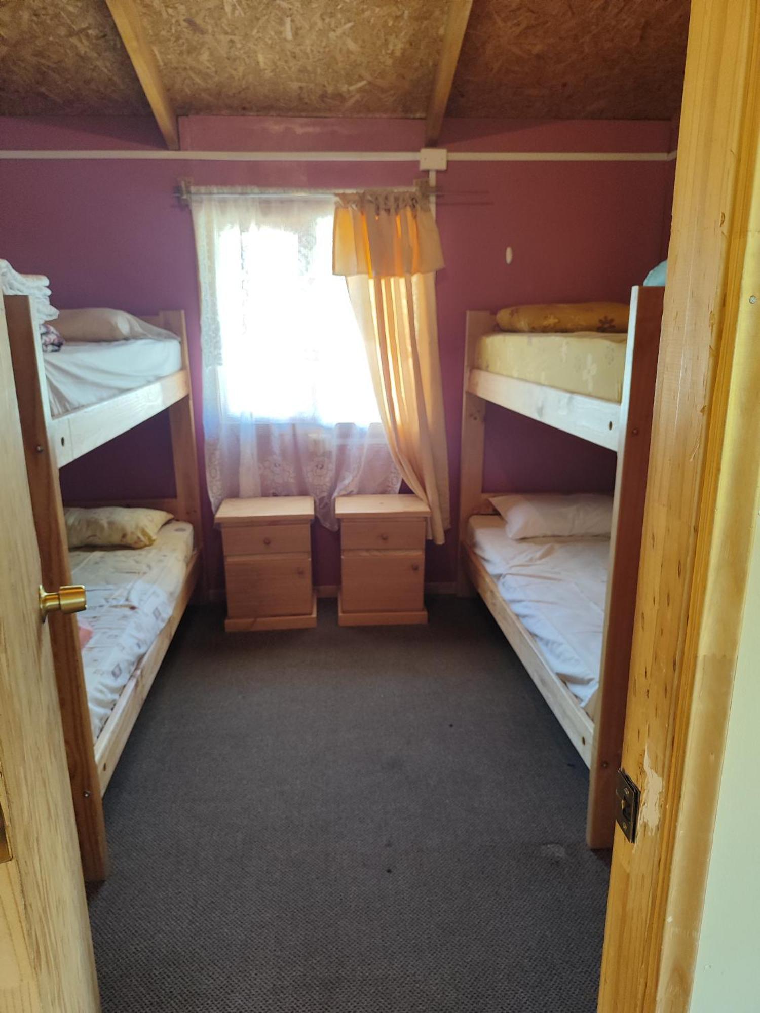 Alma Patagona Hostel بويرتو ترانكويلو المظهر الخارجي الصورة