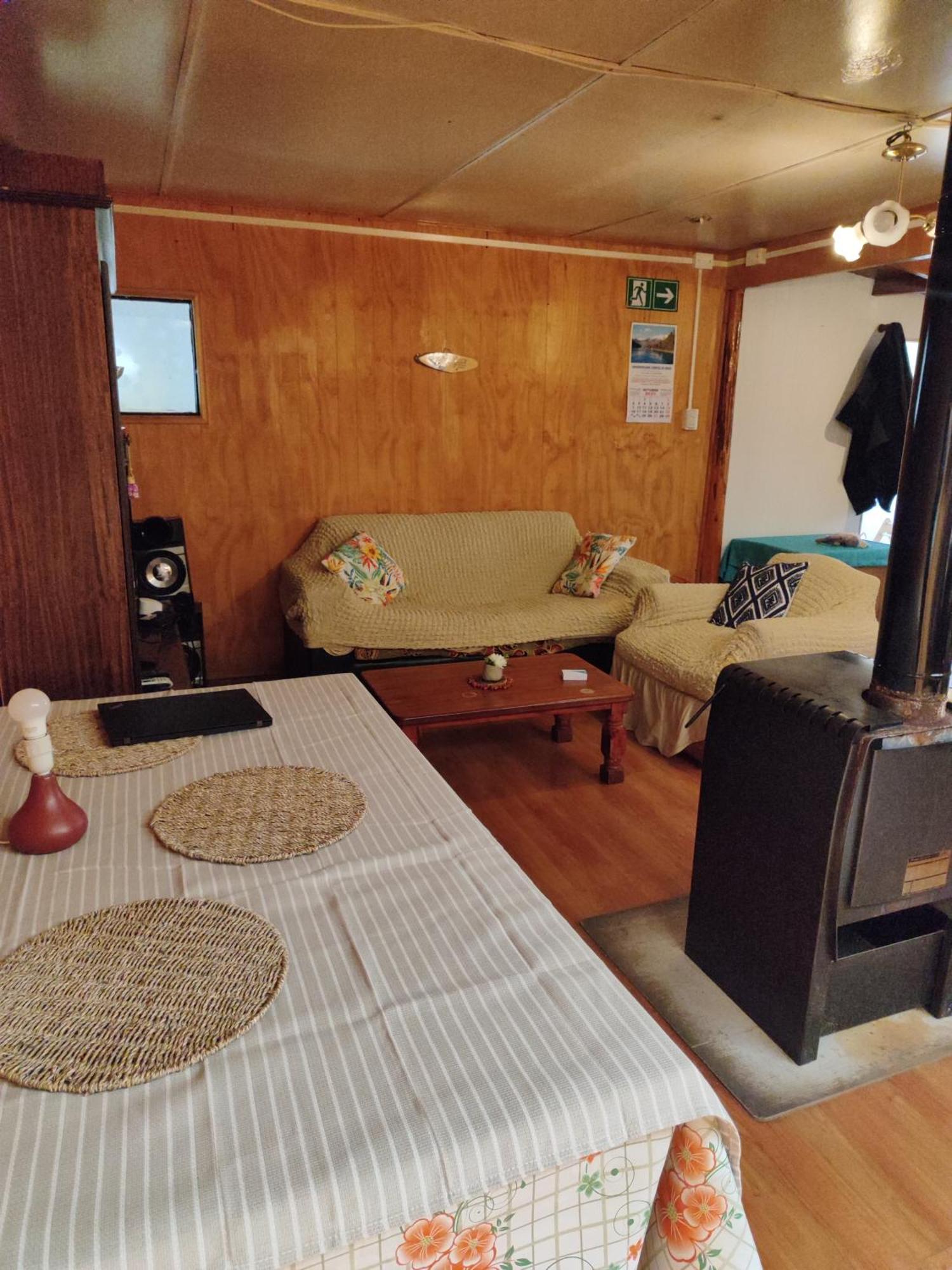 Alma Patagona Hostel بويرتو ترانكويلو المظهر الخارجي الصورة